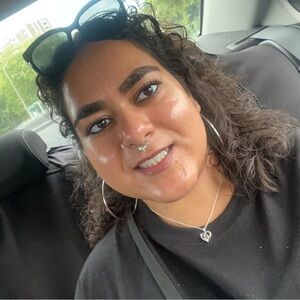 Meet your Posher, Zulekha